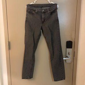 Levis Slim Fit Jeans